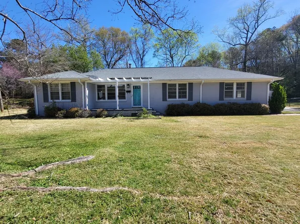 6104 26th Ave, Valley, AL 36854