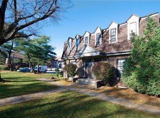 323 Gills Ln UNIT 6B, Iselin, NJ 08830