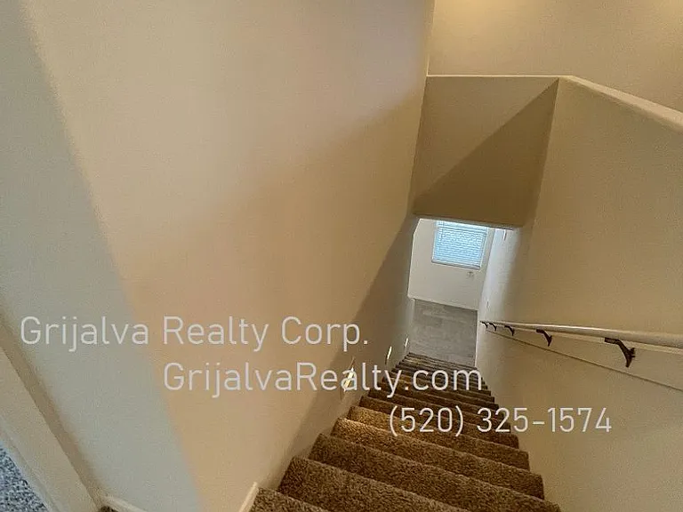10677 W Harrigan Dr — Photo 7