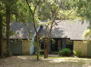 4090 Honeysuckle Cir, Middleburg, FL 32068