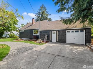 3903 Sunset Dr W, University Place, WA