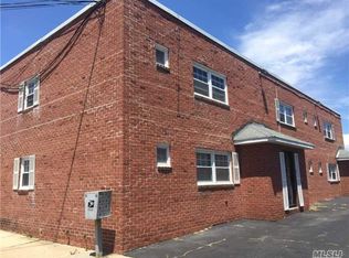 614 S Wellwood Ave, Lindenhurst, NY