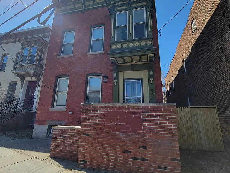 762 Eastern Ave #2 — Photo 26