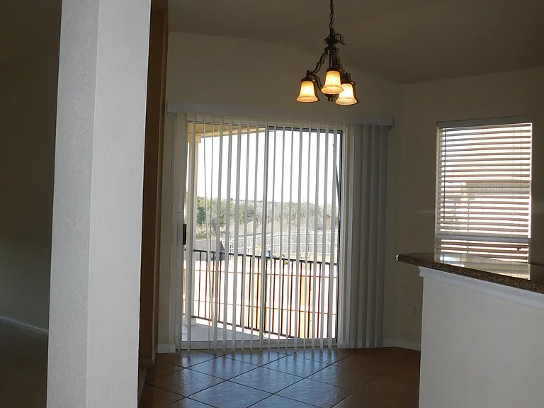 523 Cattail Cir — Photo 11