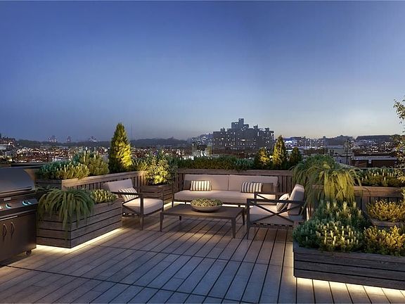 5th image of 212 Linden Blvd APT 6D