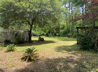 142 Holly Hill Dr, Waynesville, GA 31566