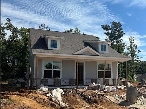 2nd image of 1001 Nuttall Oak Dr