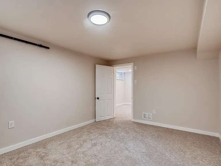 5760 Dudley St — Photo 22