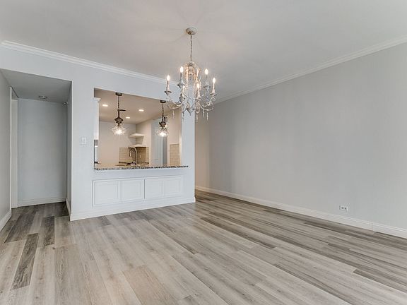 5th image of 7709 Broadway St APT 113