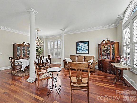 5th image of 4221 Barons Ct