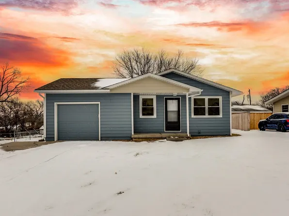 2640 N Holyoke St, Wichita, KS 67220