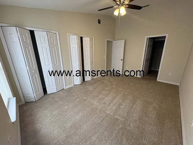 539 Albatross Dr #B — Photo 14