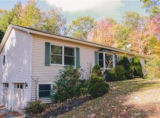 74 Madison Dr, Naples, ME 04055