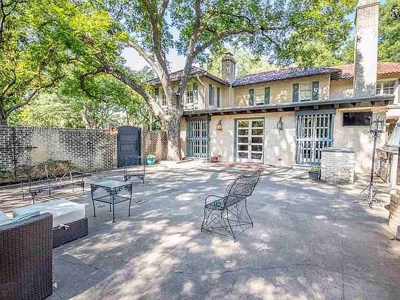 5th image of 2106 Clarinda Ave