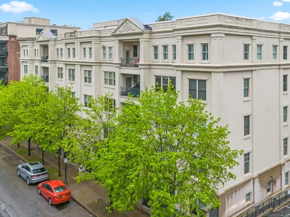 73 Railroad Place #403-404, Saratoga Springs, NY 12866
