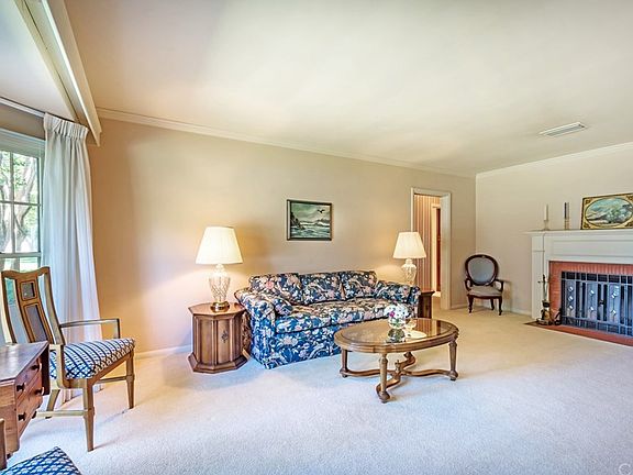 5th image of 2726 Loganrita Ave