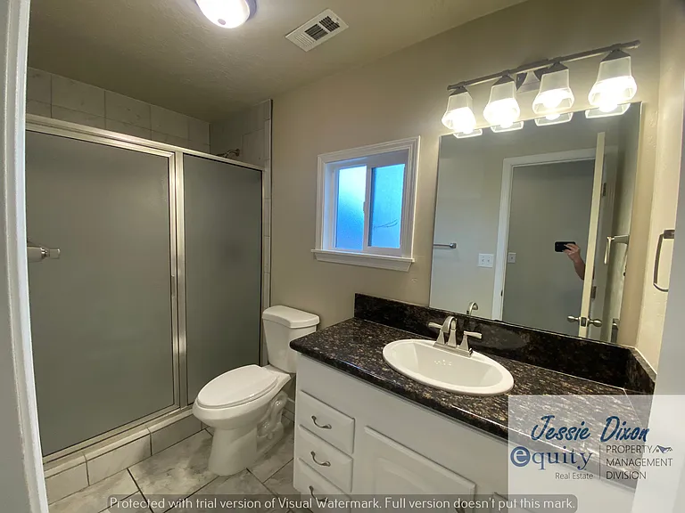 4030 S Madison Ave — Photo 16
