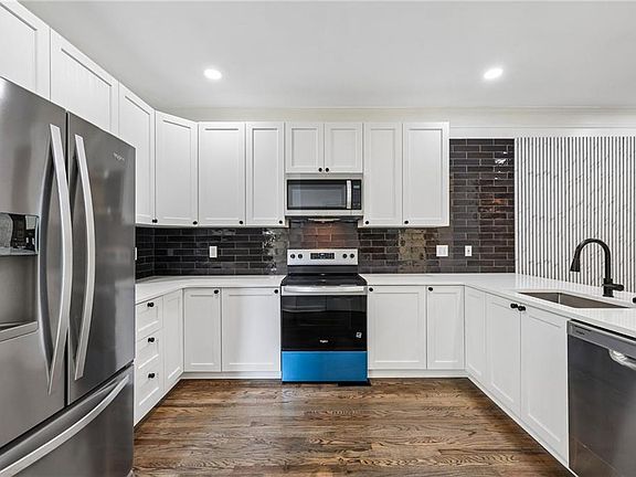 3rd image of 2164 Cape Liberty Dr