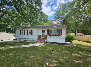 19 Park Circle Dr, Middletown, NY 10940