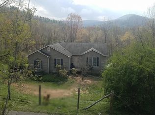 98 Ben Lippen Rd, Asheville, NC 28806