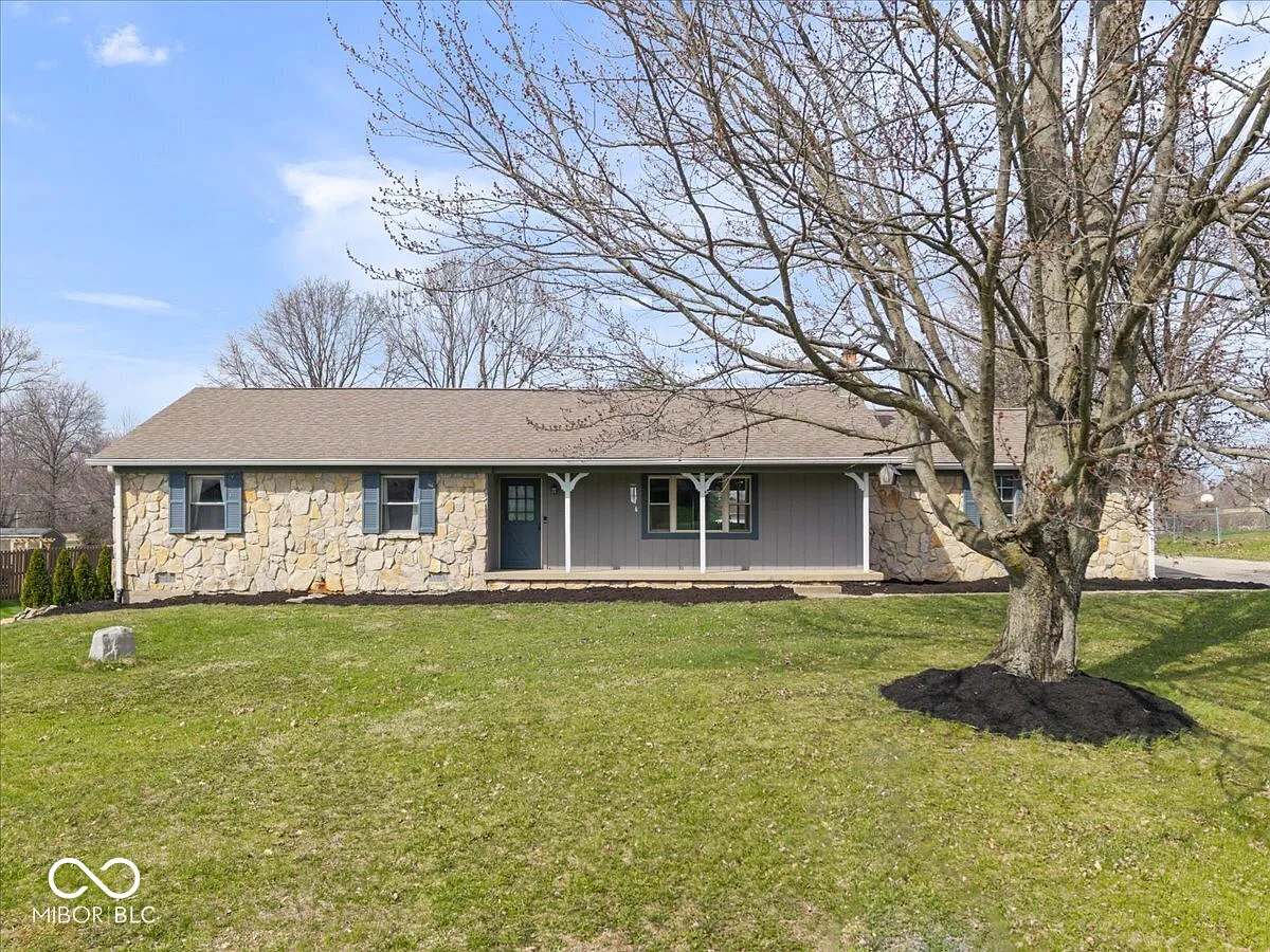 2310 Osman Ln photo 1
