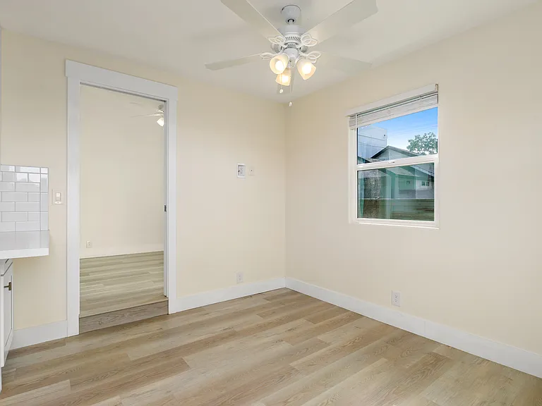 1010 S Tremont St #B — Photo 4