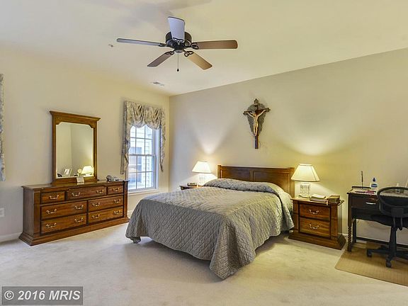 3rd image of 23124 Yellowwood Dr