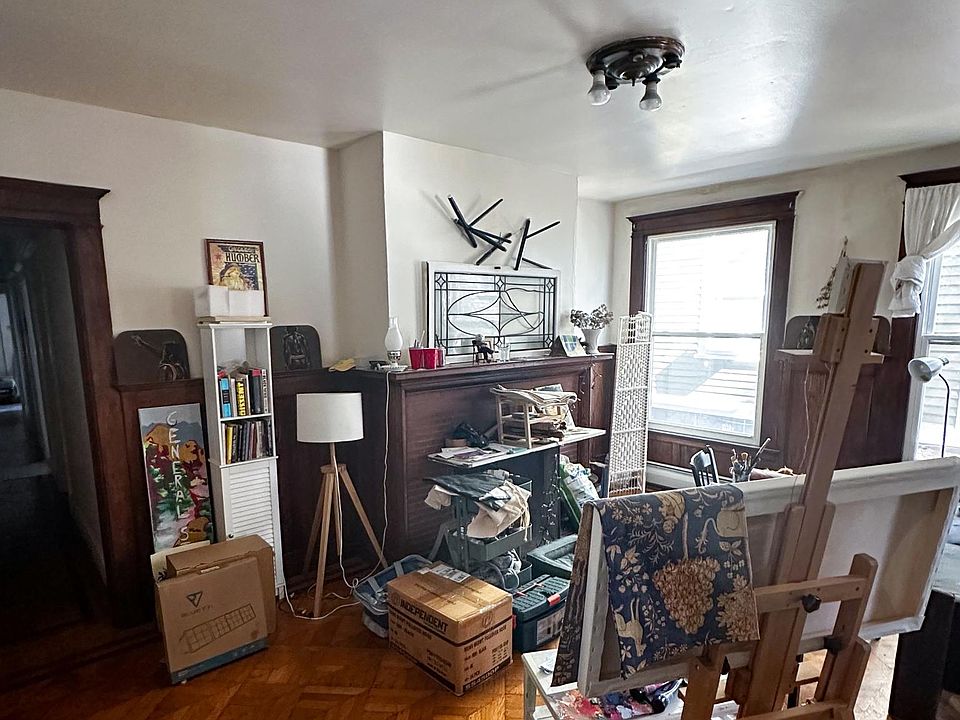 2nd image of 708 Orange St