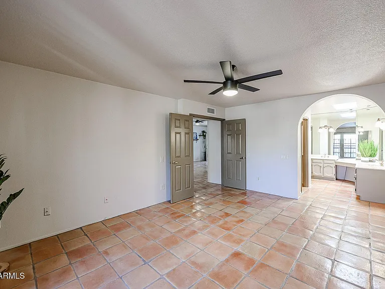 3013 W Phelps Rd — Photo 27