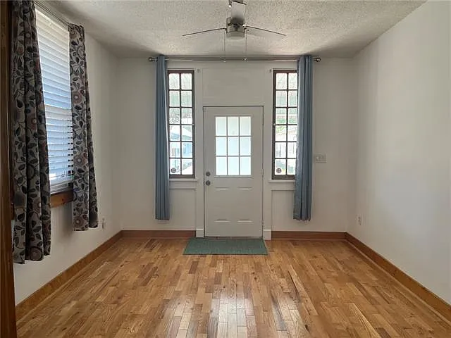 2 bed, 2.0 bath, 1200 sqft, $1,850 — Photo 3
