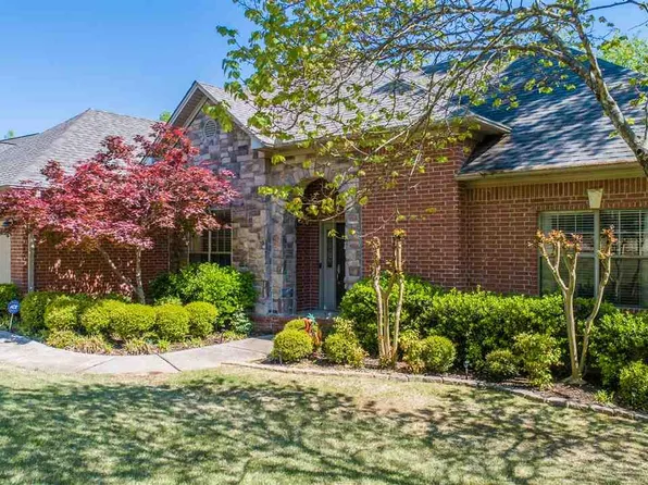 929 Cobblestone Cir, N Little Rock, AR 72116