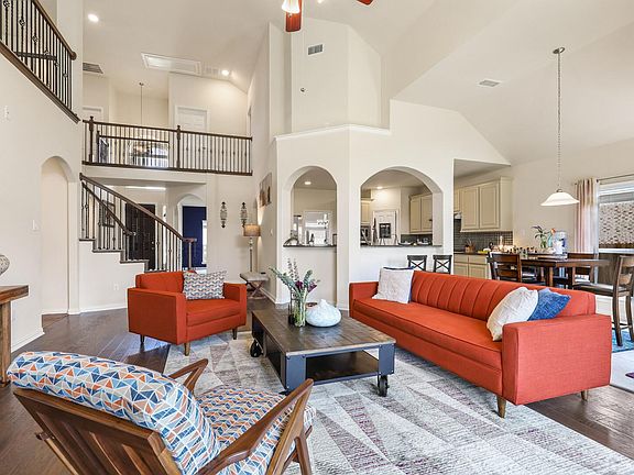 3rd image of 2513 Lusitano Ln