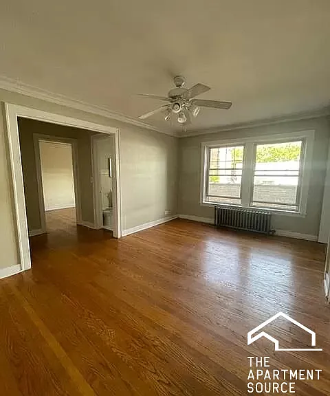 18 E Northwest Hwy #5 — Photo 2