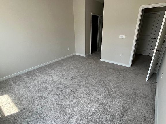 4th image of 856 Graphite Dr