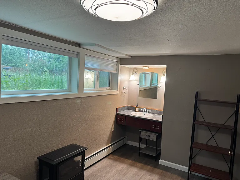 2310 Eagle St #2 — Photo 10