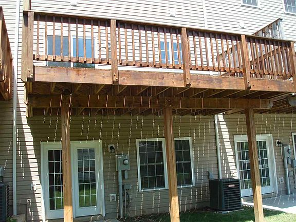 3rd image of 2311 Kendall Ln
