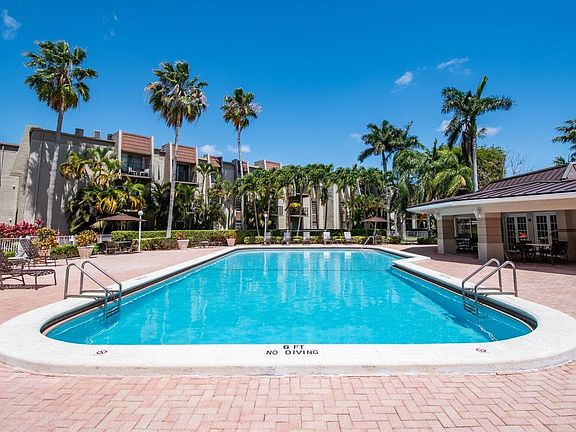 4th image of 11032 N Kendall Dr #9