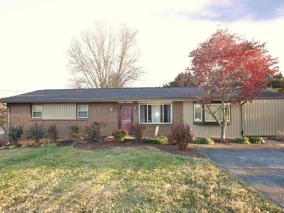 1st image of 424 Dogwood Trl