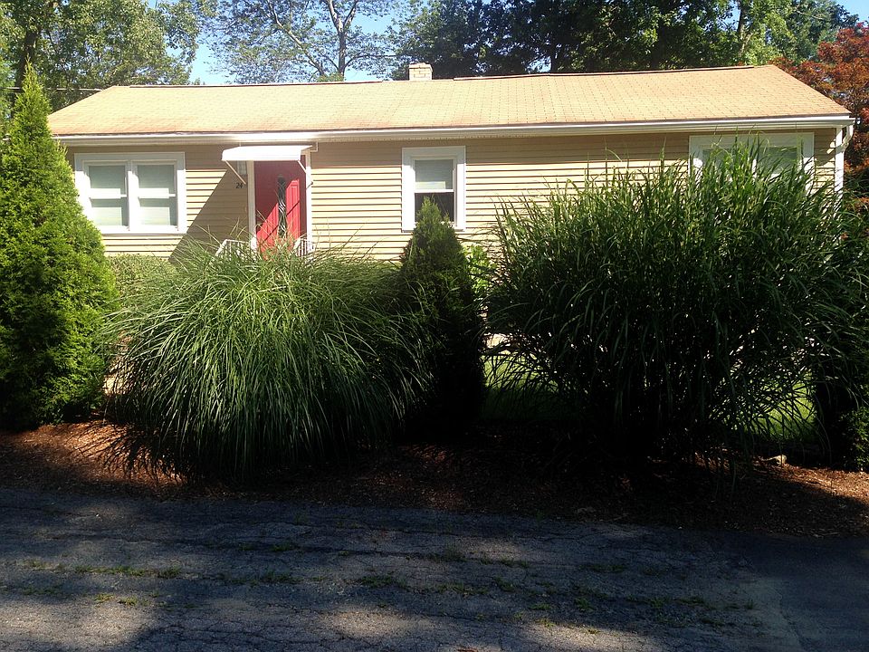 2nd image of 24 Maplehurst Rd