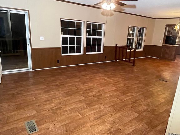 4th image of 26181 Francis Dr