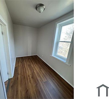 4th image of 8444 S Buffalo Ave