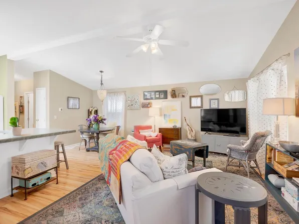 140 Sage St, Citrus Heights, CA 95621