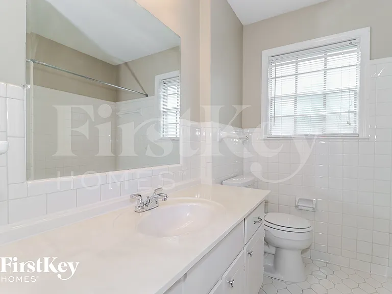 5373 Banbury Ave — Photo 14