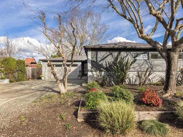 3776 Norfolk Street, Napa, CA 94558