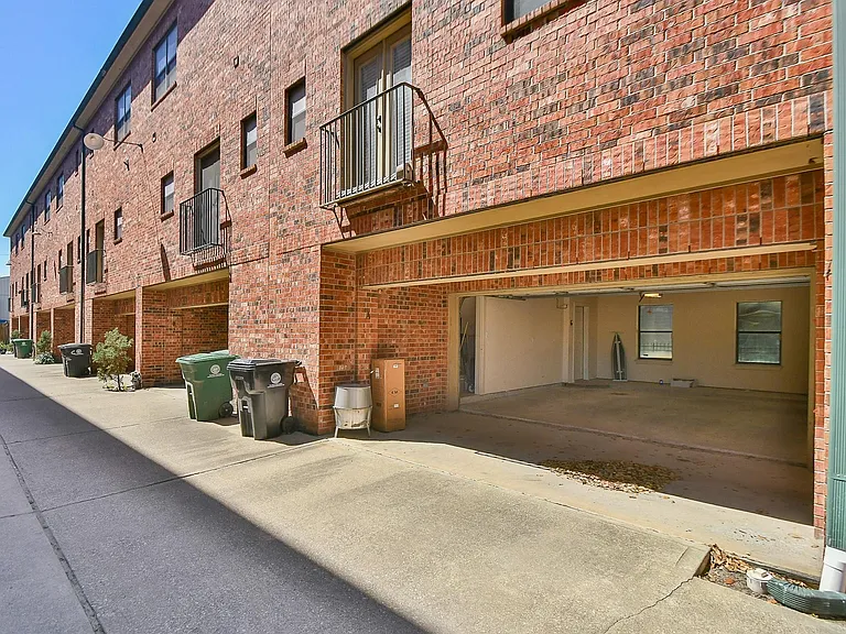 2422 Navigation Blvd #A — Photo 29