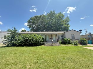 1738 S Montebello Ave, Springfield, MO 65807
