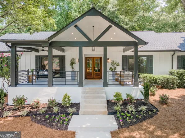 6296 Courtside Dr, Peachtree Corners, GA 30092