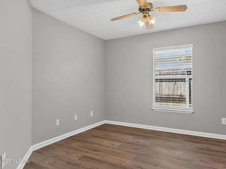 1108 Hidden Cove Cir S — Photo 15