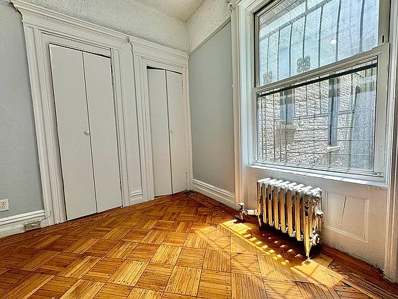 5th image of 988 Bergen St #B5