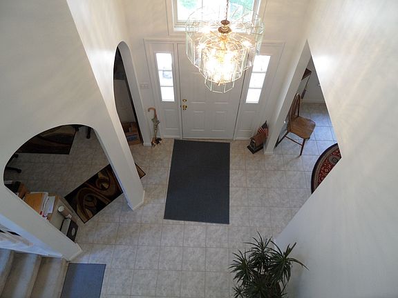 2nd image of 842 Park Place Dr